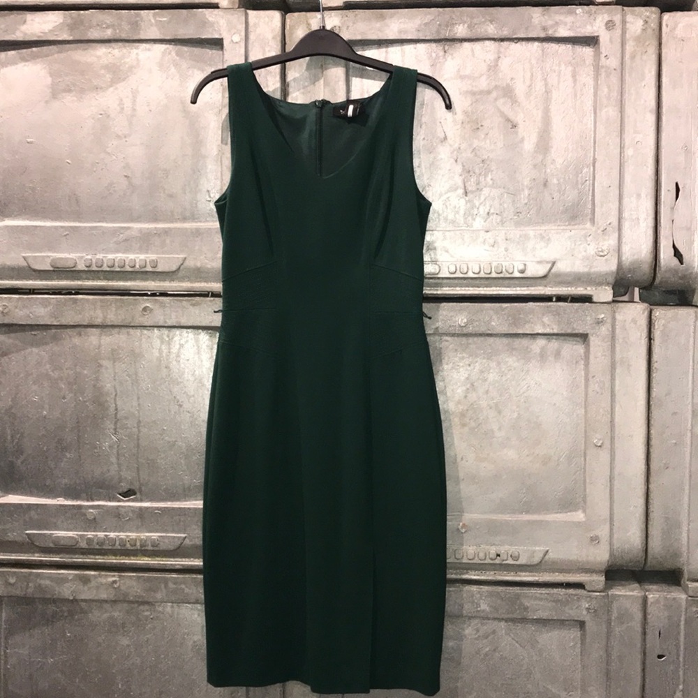 White House Black Market Dress/Snap Waist Belt.